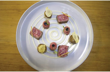 Wagyu, topinambour, café et orange, par Cédric Burtin