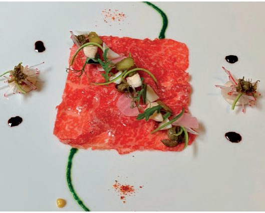 Carpaccio de Wagyu, pickles de légumes et coulis de roquette, par Christophe Quéant